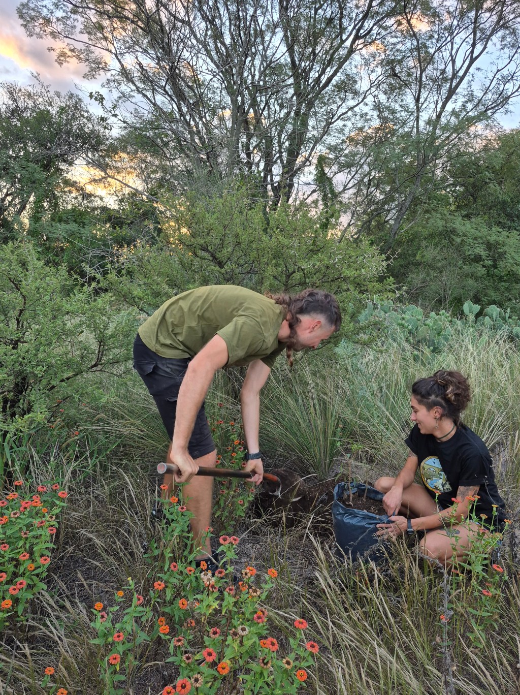 Forestación del Vulpiani: la Asamblea Ciudadana plantó especies nativas en el bosque de Juana&nbsp;Koslay