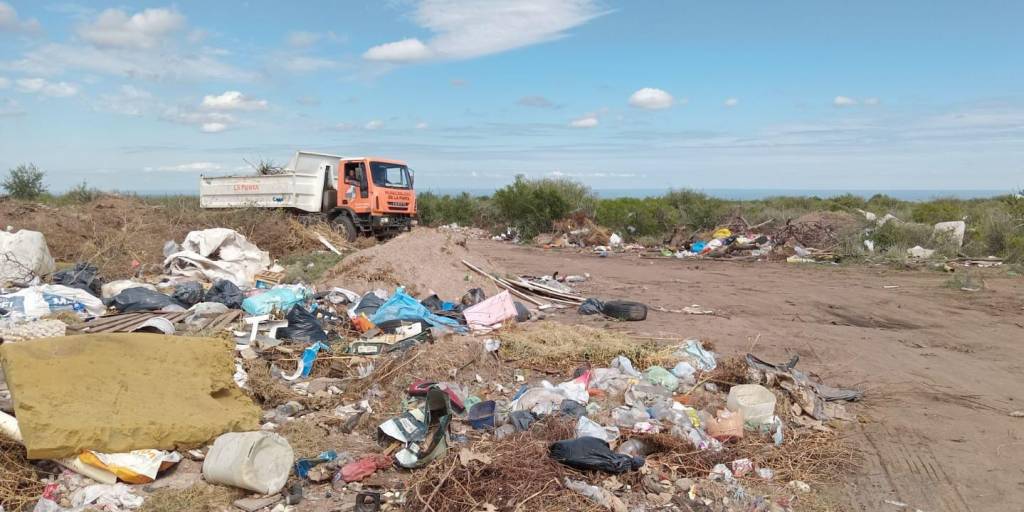 Basural de La Punta: la ley lo prohíbe; pero el municipio lo llena de&nbsp;basura